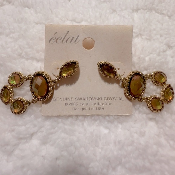 GENUINE SWAROVSKI EARRINGS, VINTAGE NEW - Picture 3 of 3